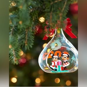 Disney Mickey and Minnie 2023 Christmas Holiday Ornament
